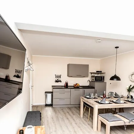 Smart Haus Jade 201 *